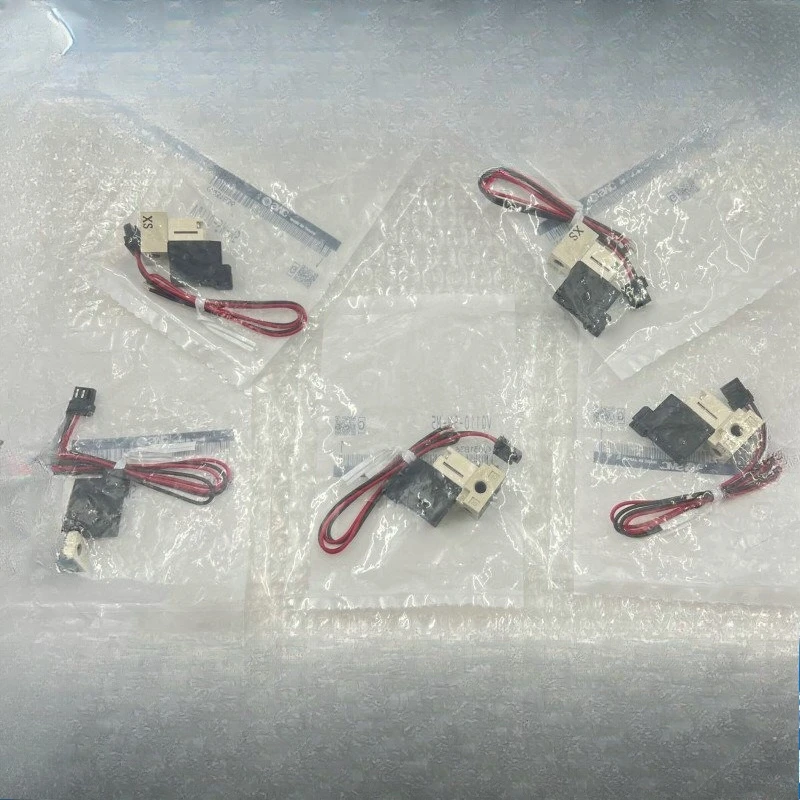 Parts for SMC Original Solenoid Valve VQ110U VQ110-5L-5M-5LB-5LOB-5G-M5 VQ110L-5L/5LO