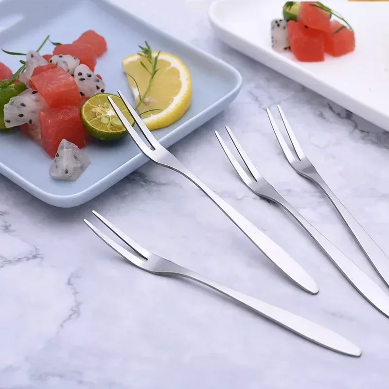 Garfos de frutas de aço inoxidável para Restaurante, Cafeteria, Home Party Dessert Fork, Lovely Tableware, 13cm, 1 Pc, 5Pcs