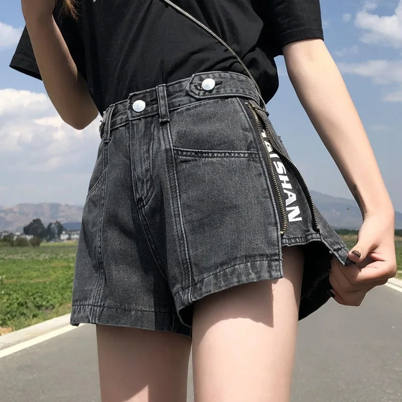 

Women's Slimming Denim Shorts, High Waist A-line Wide Leg Loose Fit, 2026 Summer Korean Style Black Gray Hot Pants
