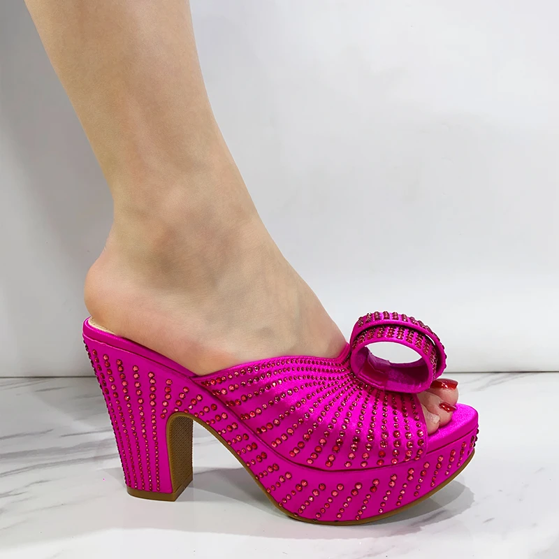 

2024 Fashionable Top Italian Designers Luxury Round Toe Bright Diamond Elegant Summer Party Ladies's Platfrom High Heels Shoes