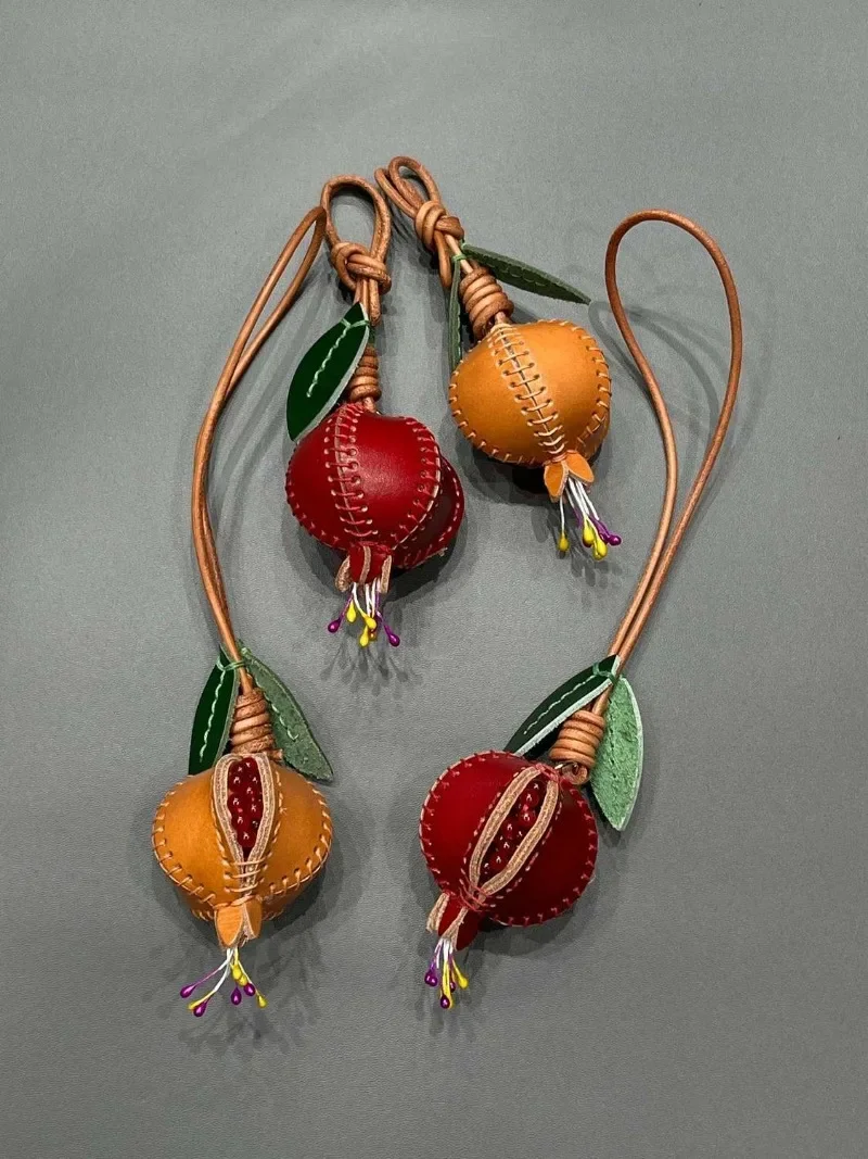 Handmade Leather Open Pomegranate Charm Bag Pendant Keychain Lucky Fortune Portable Festive Gift Cute Trendy Women Men
