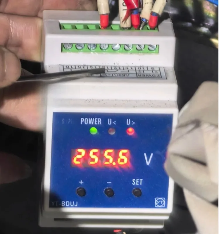 Shanghai Yitai DC voltage relay YT-BDUJ new model, replace the old model/directly set the parameters to 24V