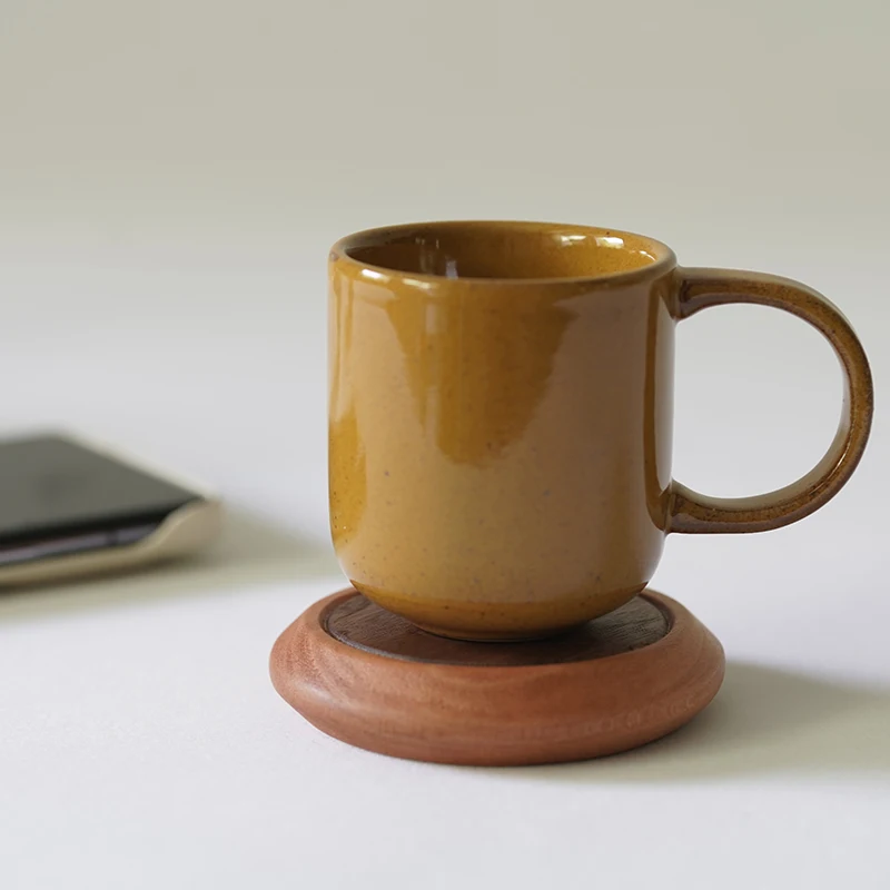 15W wooden wireless charger made of cherry wood, a stress-relieving and healing gift, creative toy for squeezing