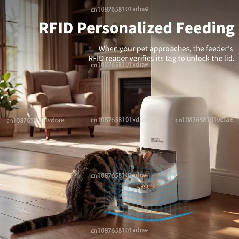 Smart Pet Feeder with Collar Tag Activation for Personalized Feeding with A Capacity of 4.6 Liters To Track The Diet