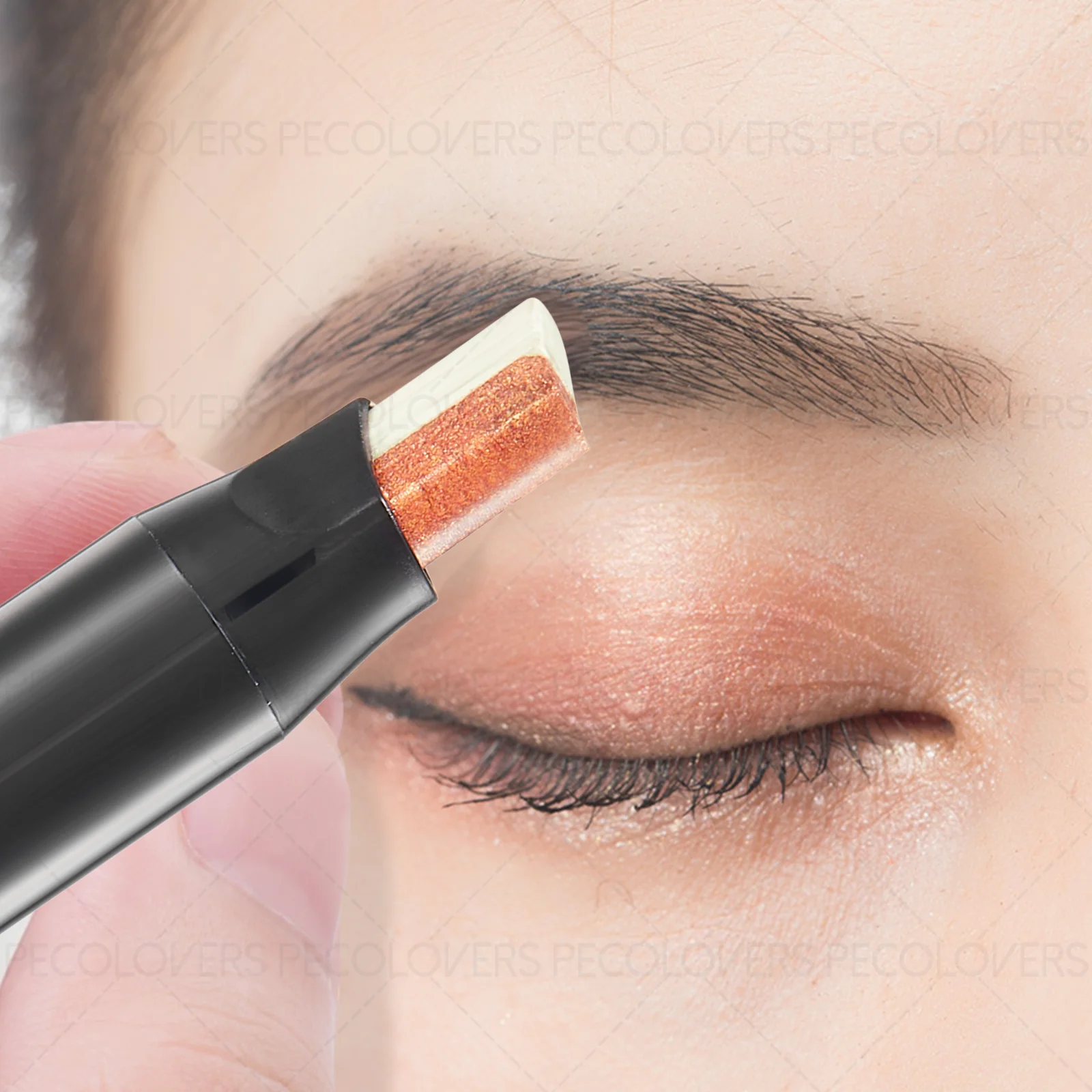 1PC グリッターダブルエンドアイシャドウスティック - マットとグリッター効果があり、簡単に塗布でき、すべてのアイメイクスタイルに適しています。