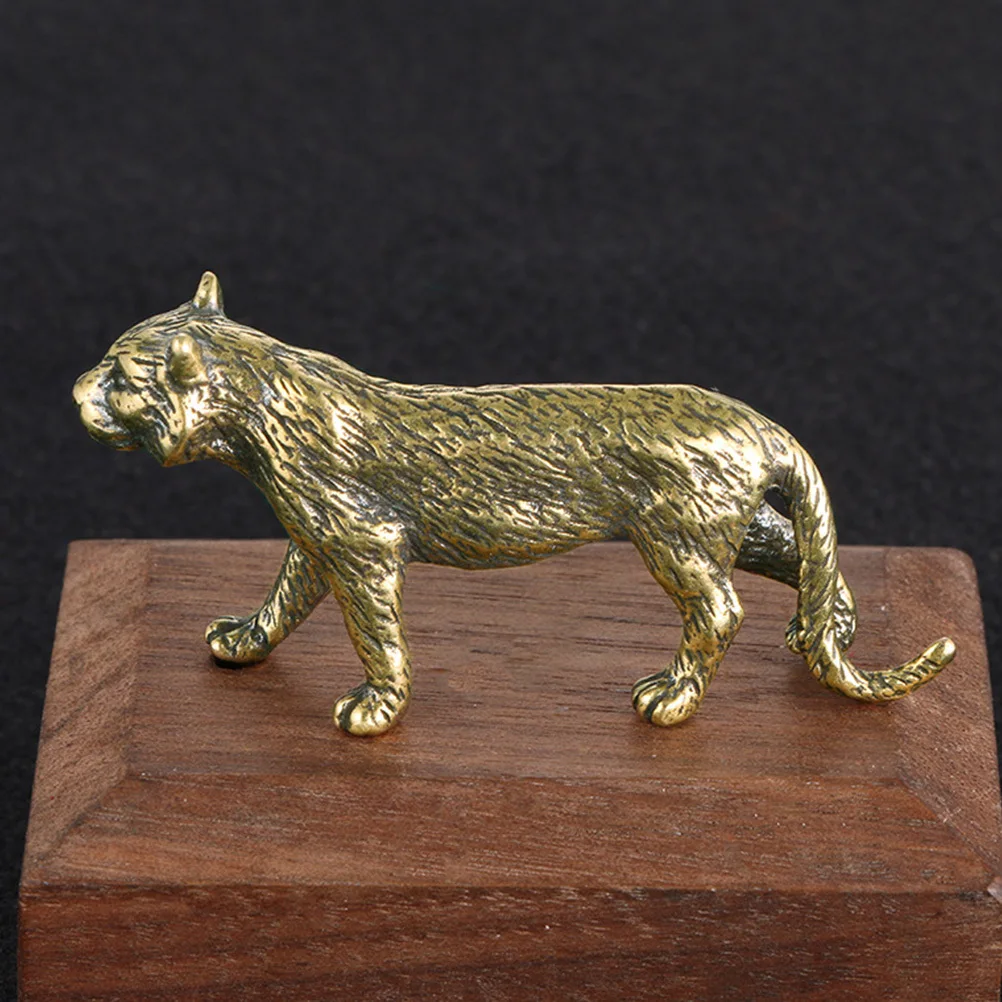 

High Quality Tiger Shaped Paperweight Brass Desktop Decor Sturdy Wear-Resistant Home Office Accessory Unique Creative Desk