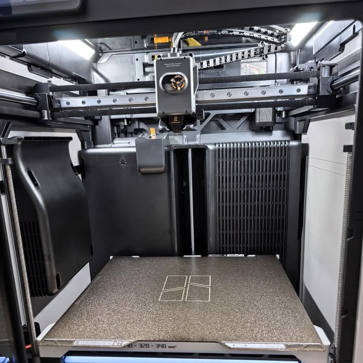 3D Printer with Enclosure AMS System Multi Material Printing