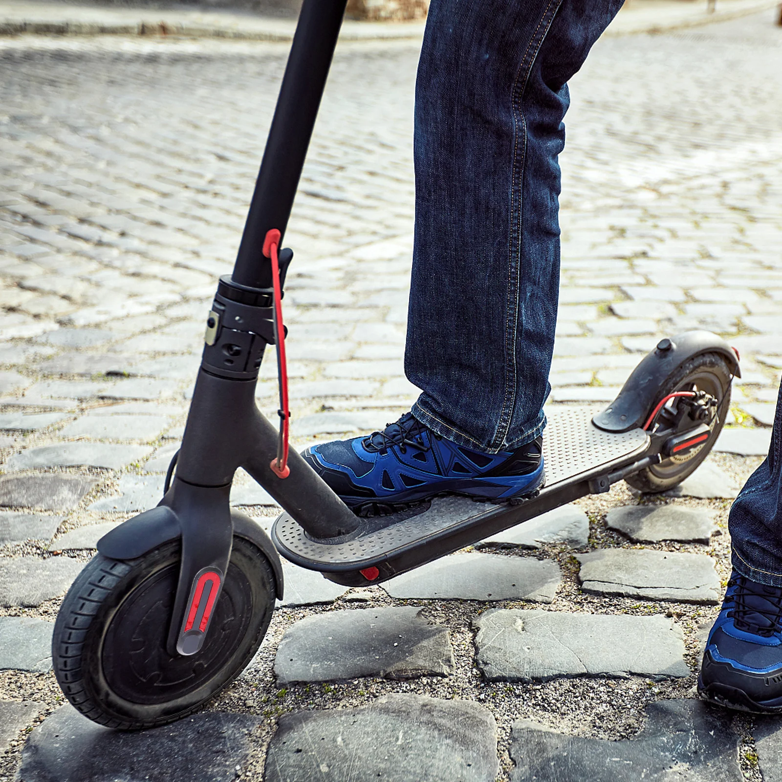 

Universal Fit Electric Scooter Wheel Hubs Cover Decorative Protective Shell for Front and Rear Wheels Replacement Part for M365