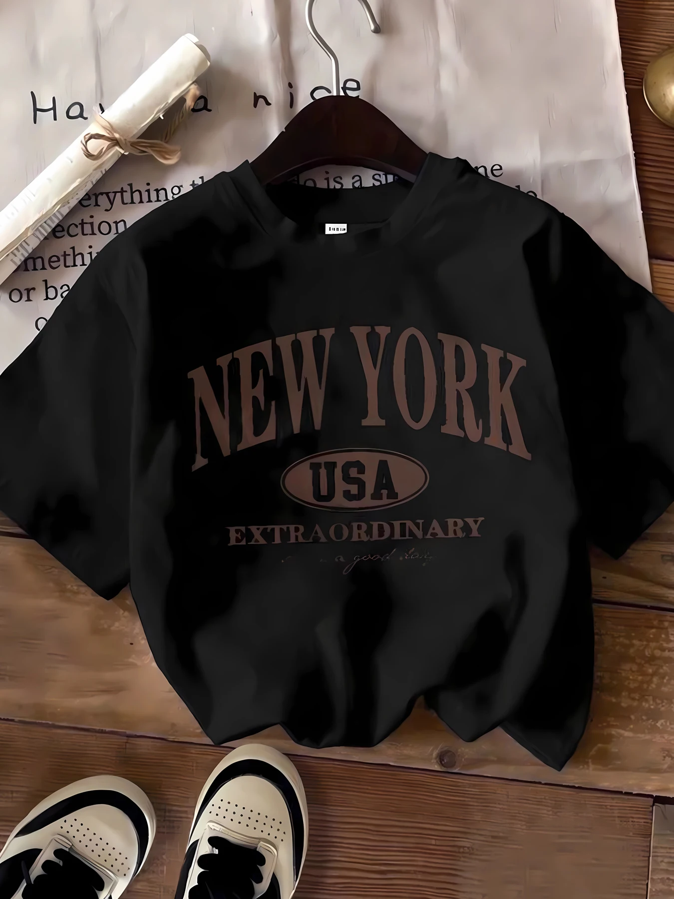 Brown NEW YORK USA EXTRAORDINARY Lettering Print T-Shirt Daily  Fashion Women's Casual Wear Summer T-Shirt Short Sleeve