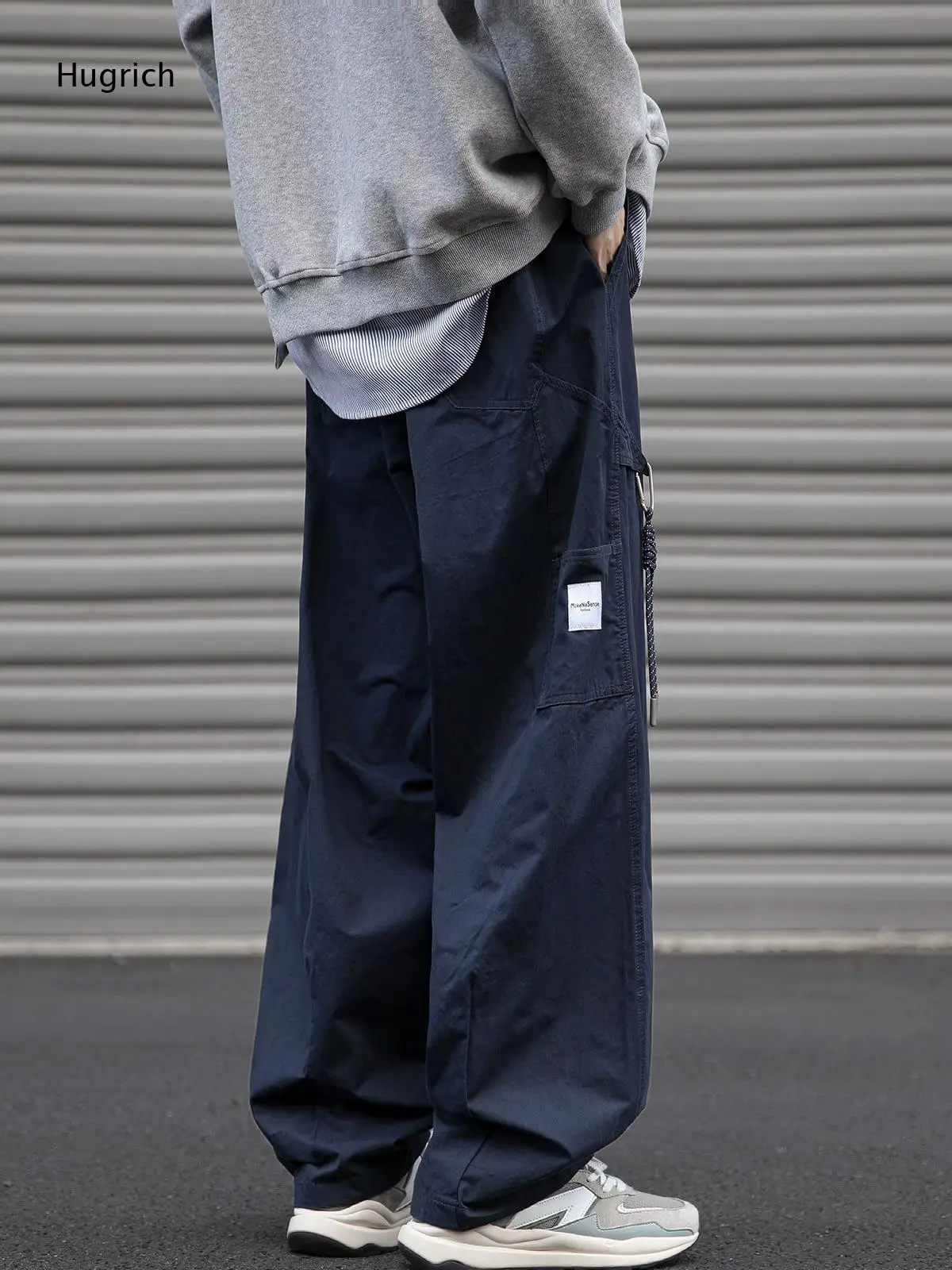 Loose Baggy Utility Pants with Carabiner Decoration Hip Hop Skateboard Bottoms for Men