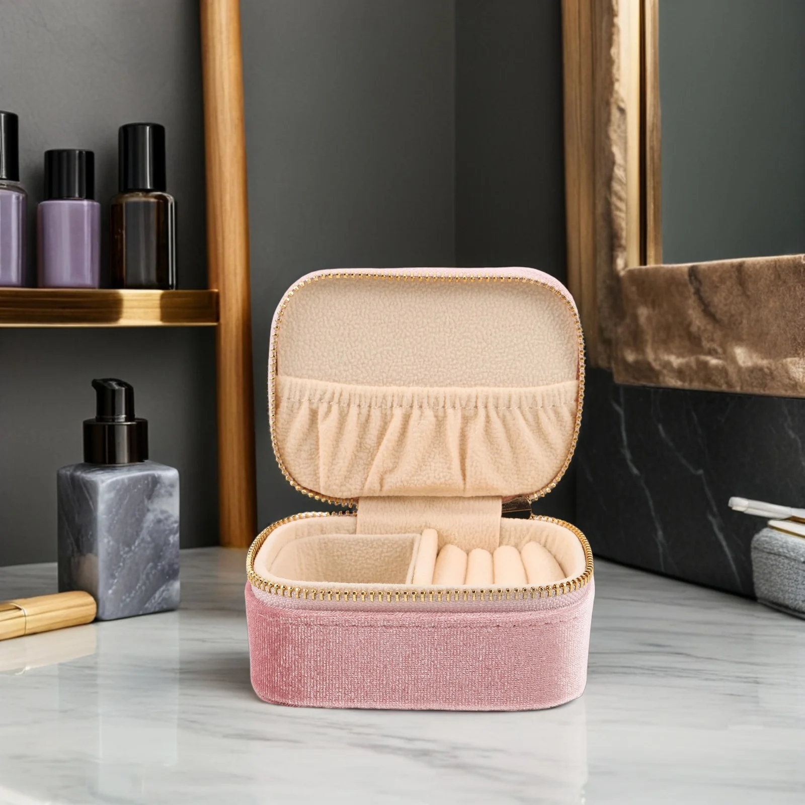 Jewelry Travel Case Multicompartment Portable Mini Organizer Compact Box for Rings Earrings Pendants Bracelets Storage for Trips