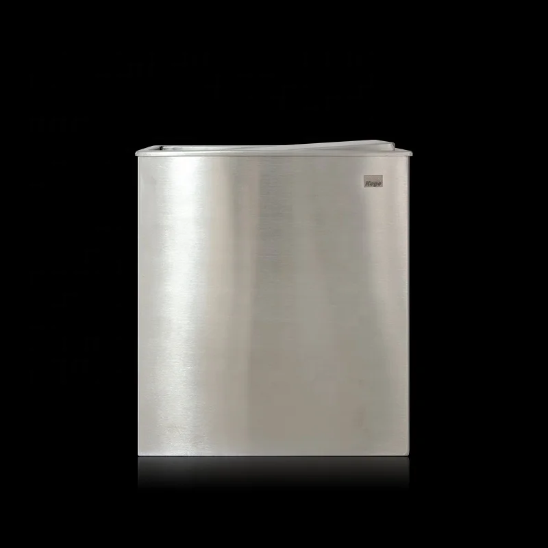 Reliable and durable stainless steel trash cans for use in public places