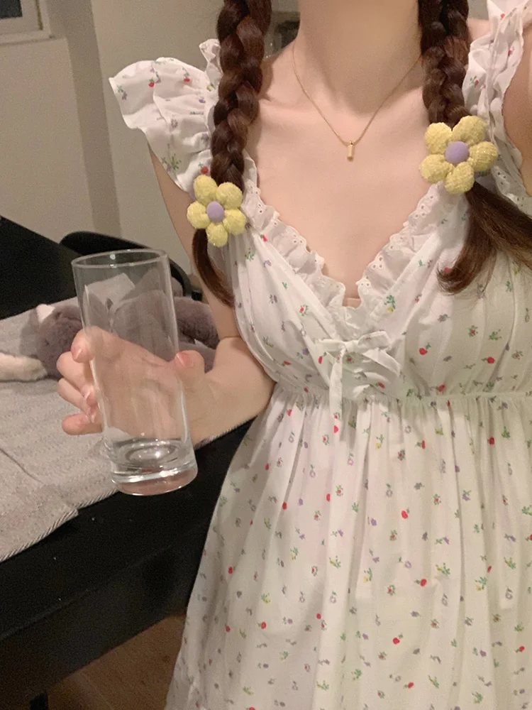 New Home Summer Spring Sweet Sleeveless Sex V-Neck Lace NightDress Floral Soft Elegant Casual Comfortable Sleepwear Women Ins