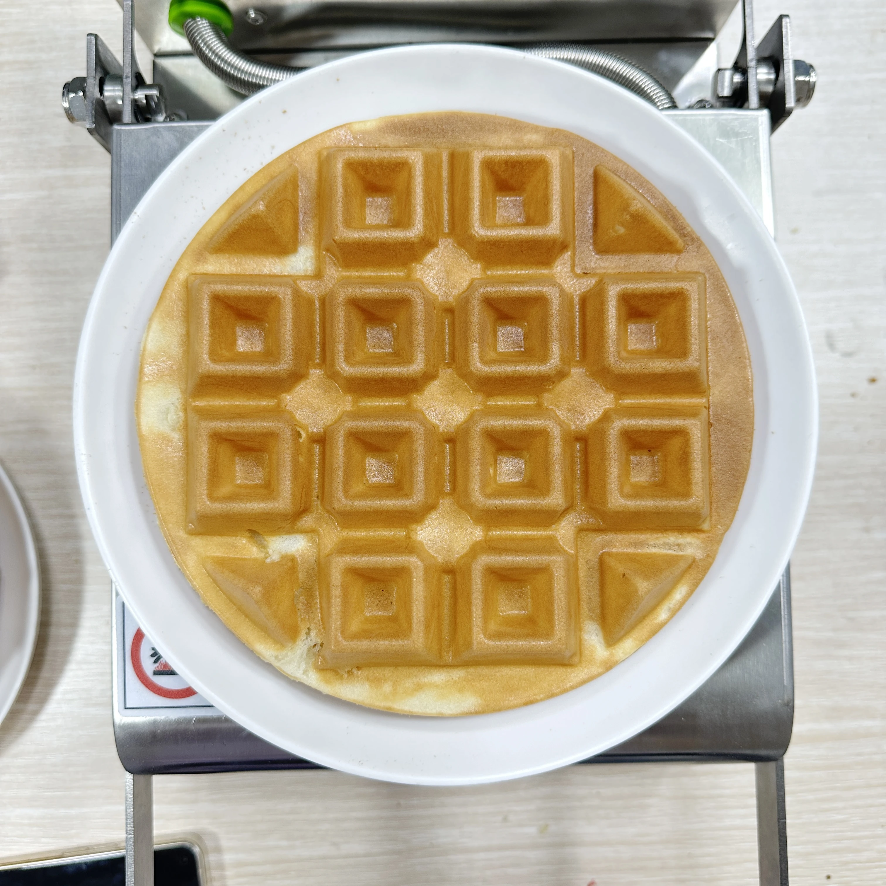Commercial Waffle Machine Rotating Belgium Wafer Iron Custom Mold Waffle Bites Makers