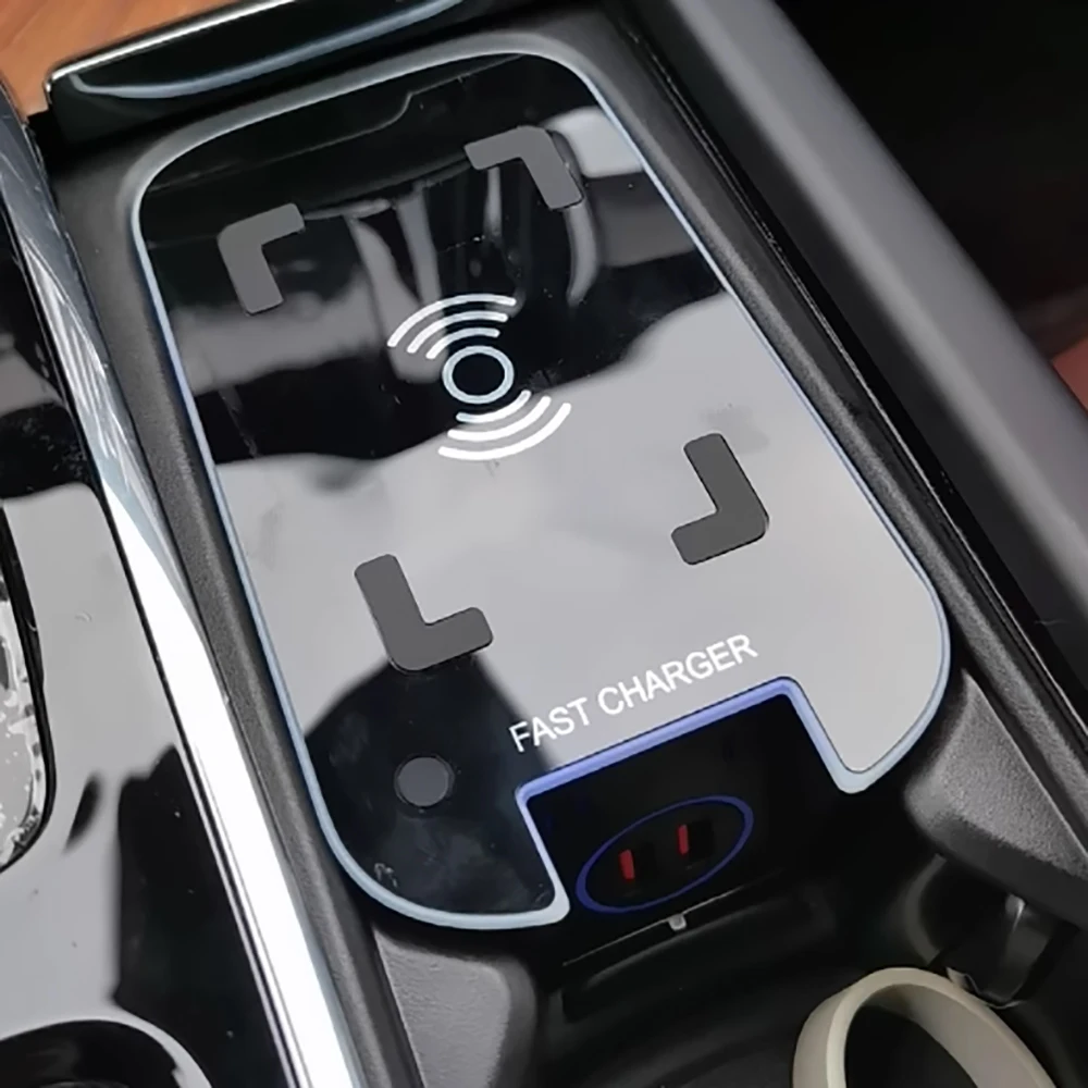 Mobile Holder Phone Fast Charger Wireless Charging Pad for Volvo XC90 S90 XC60 VC60 S60 V90 Plug and Play Accessories Interior