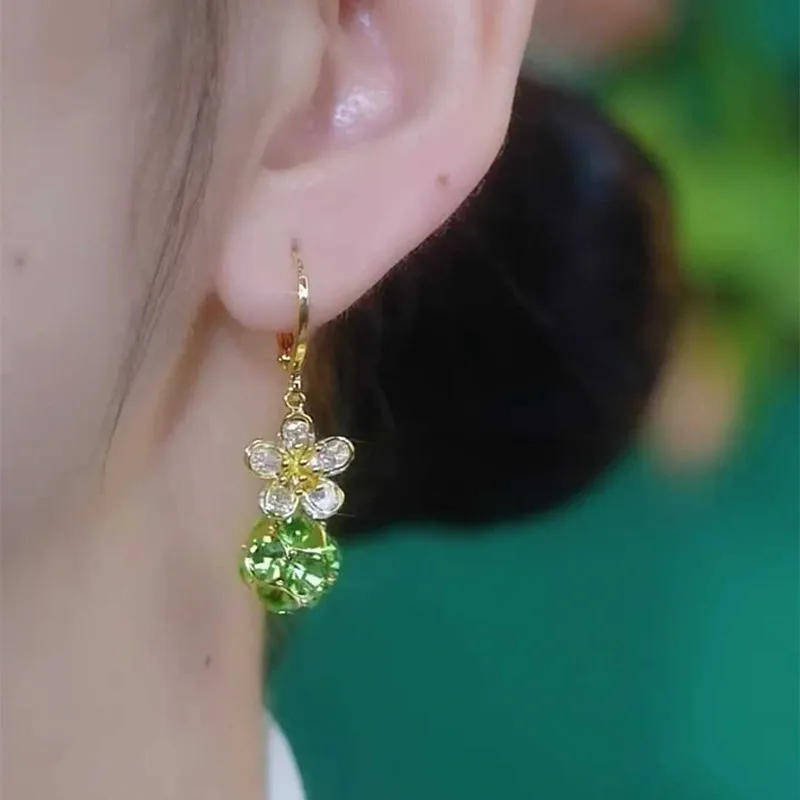 رائعة الأرجواني الزركون الكرة قلادة زهرة أقراط للنساء موضة شخصية الإكسسوار اليومي مجوهرات الحفلات هدايا عيد الميلاد