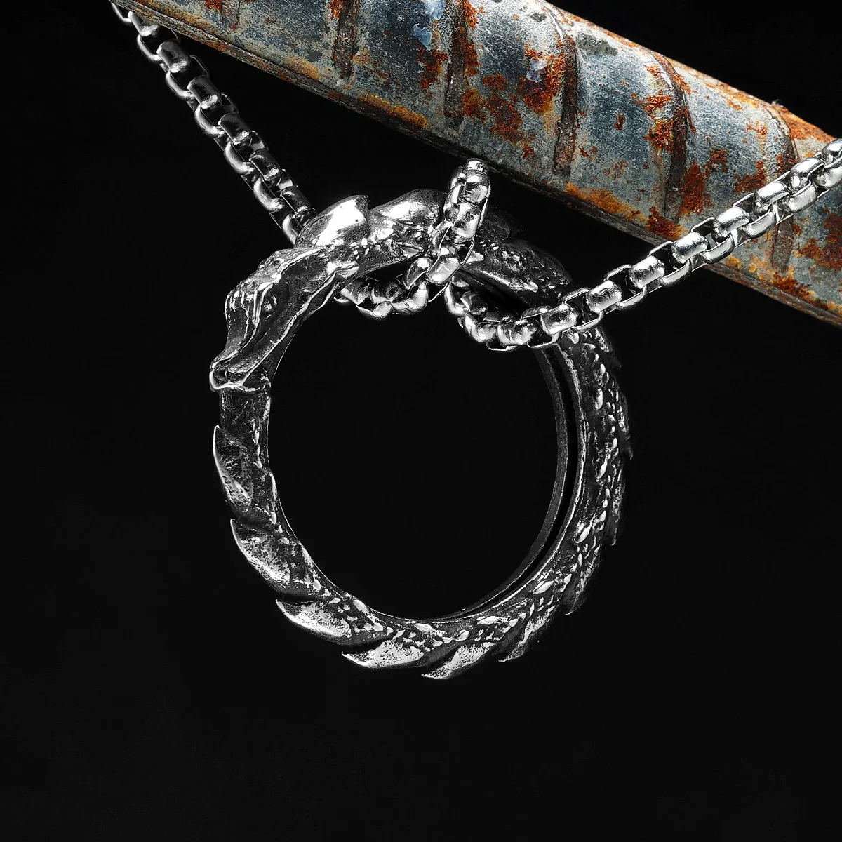 

Dragon Stylish Men Necklaces With Pendant Stainless Steel Jewelry For Male Women Punk Hip Hop Accessories Gifts Wholesale