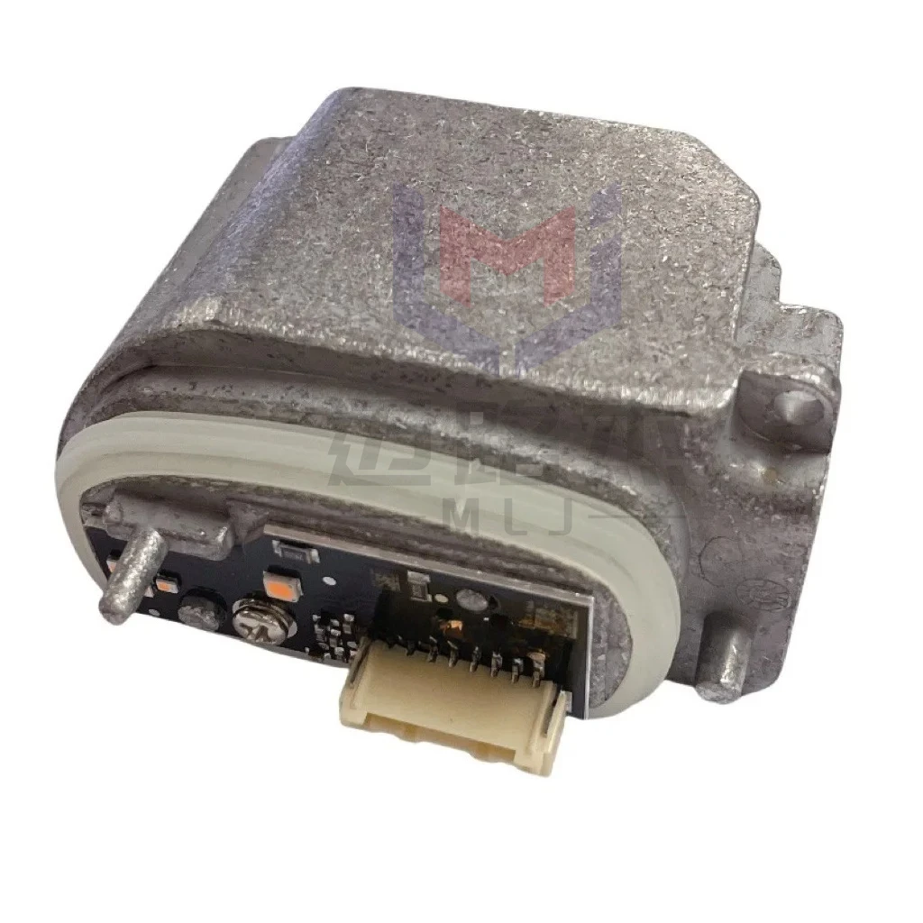 

63117214943 63117214944 For BMW 5 series G30 High Spec US Version LED light Daytime Running Light Source Module Car Accessories