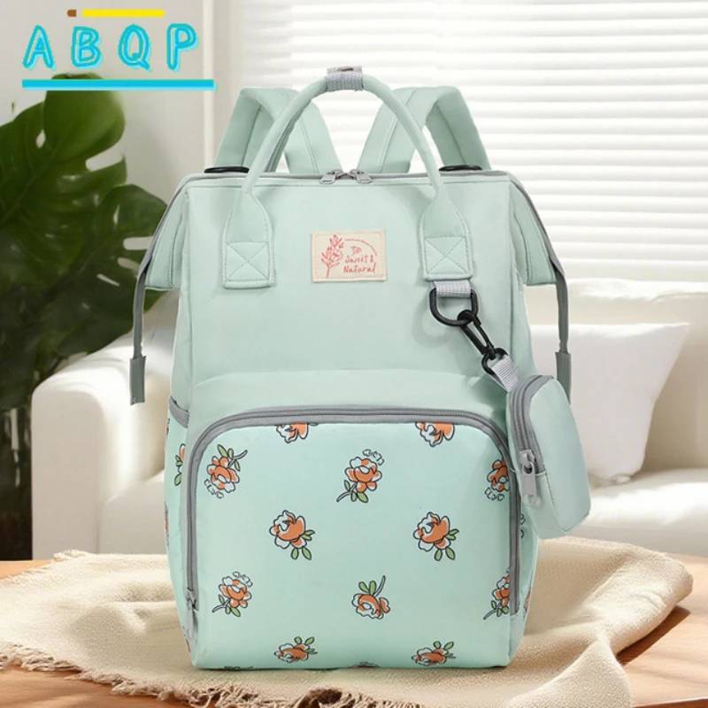 new-diaper-bag-backpack-large-capacity-fashionable-baby-diaper-bag-backpack-multifunctional-portable-lightweight-outing-baby-bag