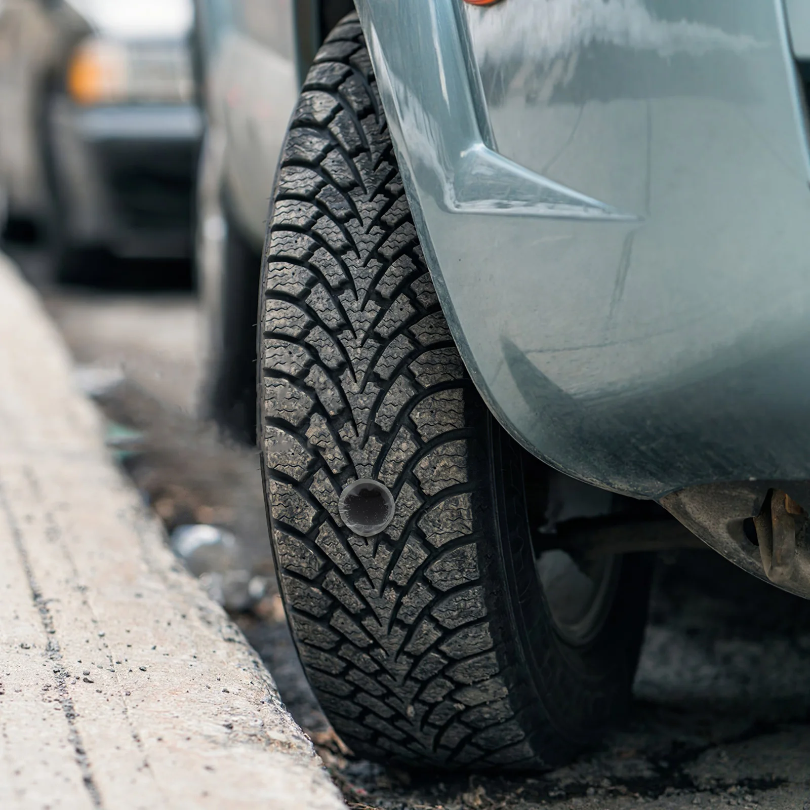 

24Pcs Mushroom Nail Tire Repair Kit 3mm Rubber Patches Plugs Auto Vacuum Tires DIY Fix Puncture Seal Professional