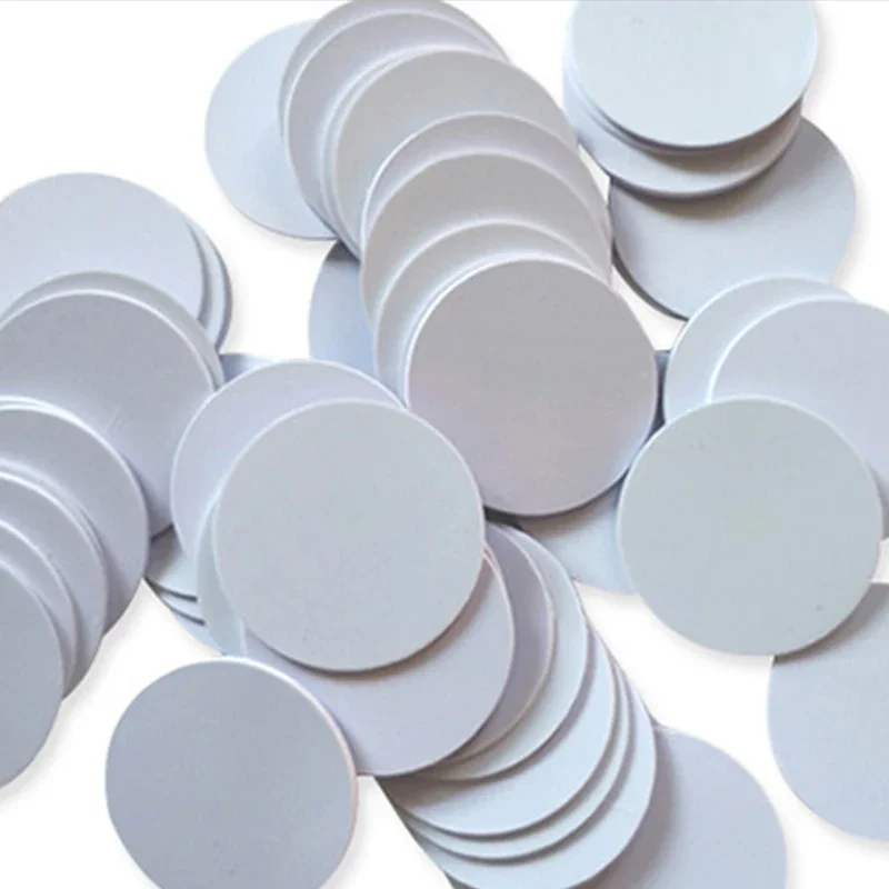 Hilo 10-50pcs NFC N-tag 215 Coin TAG With adhesive Key 13.56MHz N-TAG 215 Card Label RFID Ultralight Tags Labels