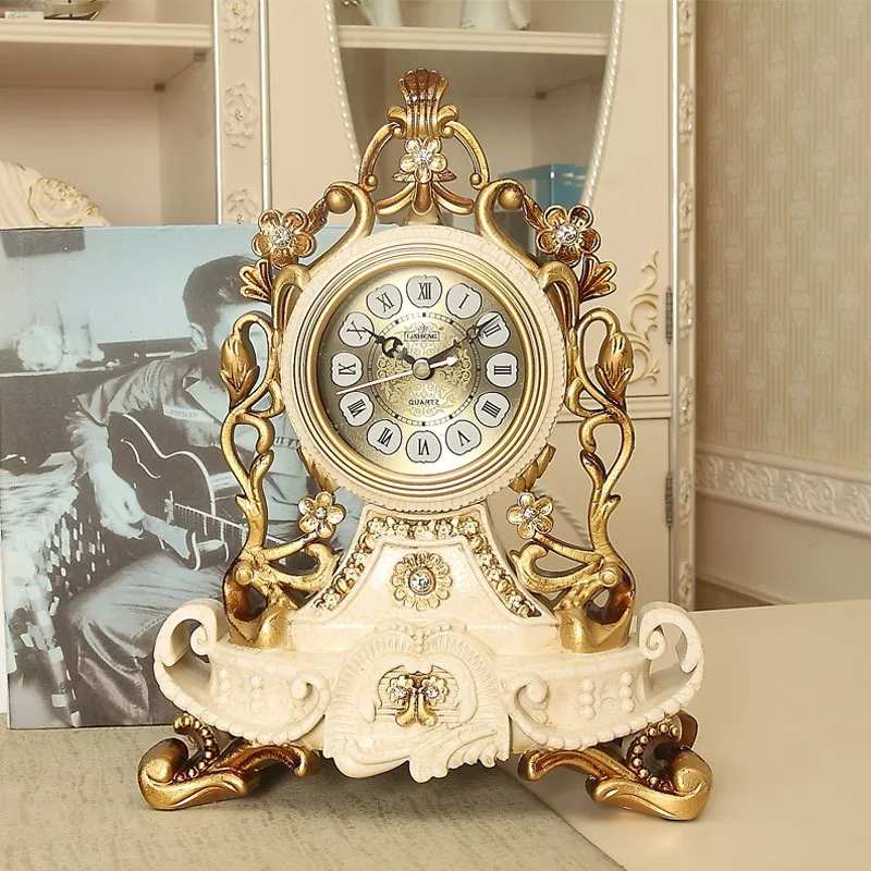 SCY retro desktop clock living room silent bedside table clock, creative ornament clock decoration