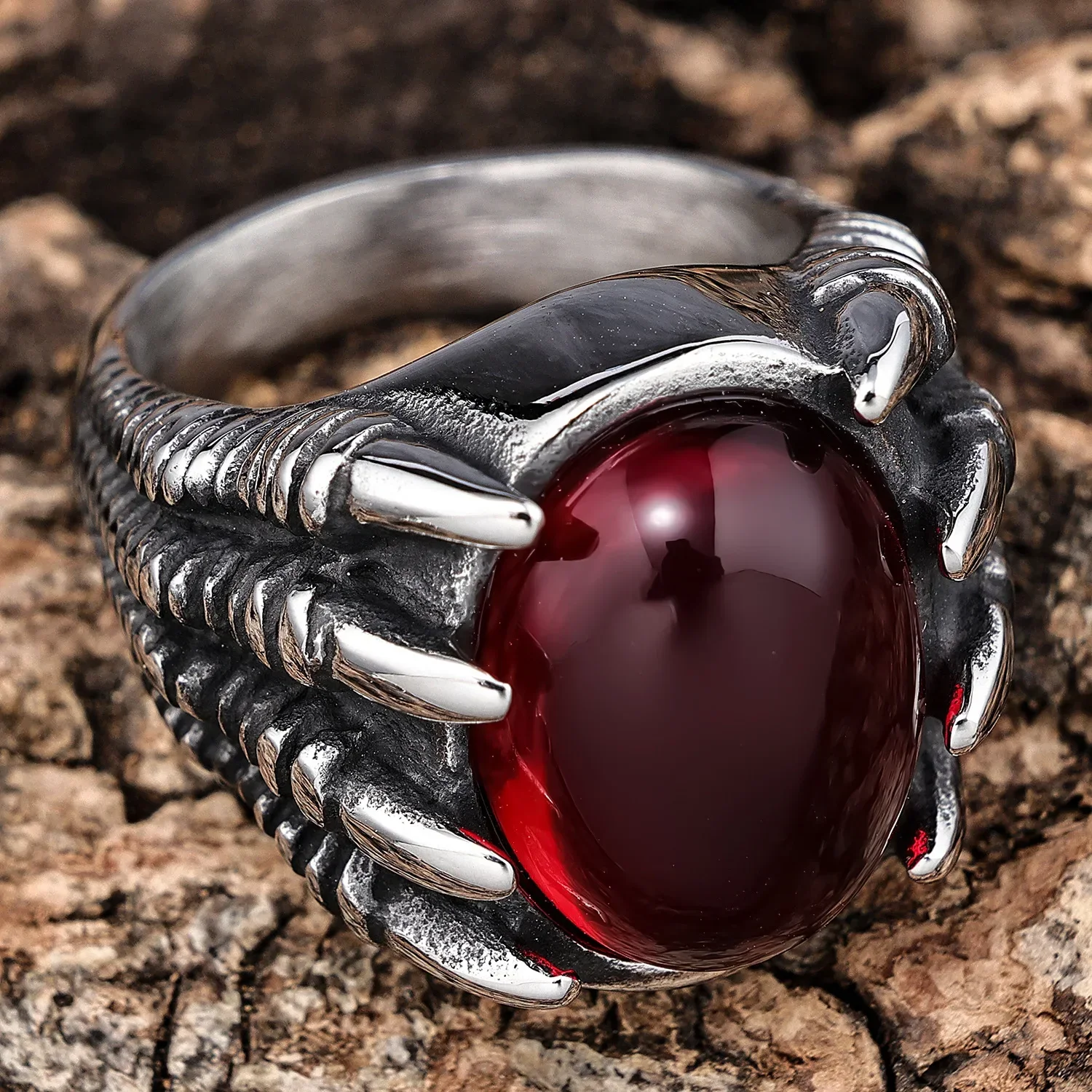 

CHUANGCHENG Fashion Retro Domineering Chinese Style Dragon Claw Inlaid Gemstone Stainless Steel Ring Size 7-13