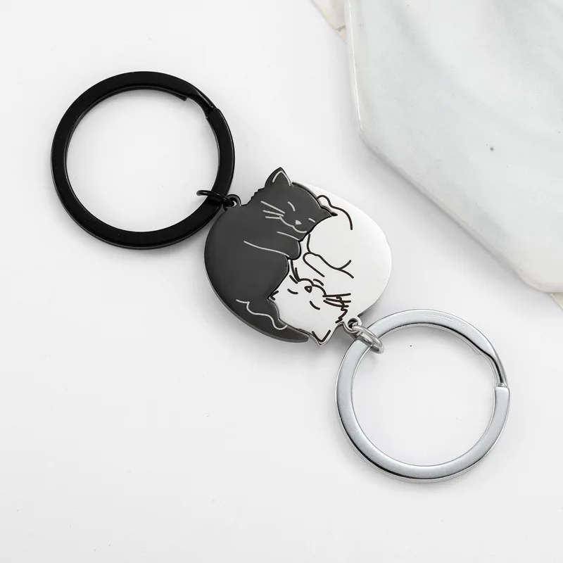 Passendes Schwarz-Weiß-Katzen-Schlüsselanhänger-Set für Paare, Valentinstagsgeschenk, Liebesaccessoires, niedlicher Tier-Schlüsselanhänger, bester Paar-Schmuck
