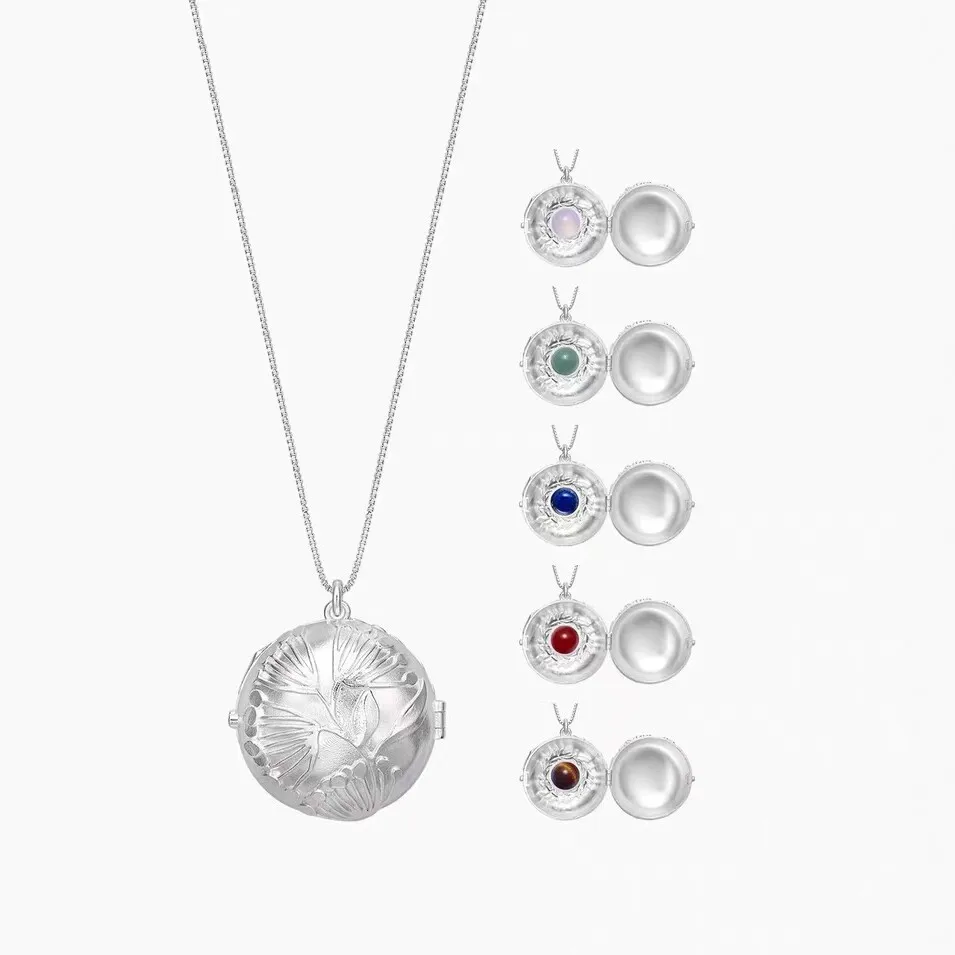 Withered Round Ball Butterfly Necklace Accessories Women's Simple Collarbone Chain Fashion Accessories