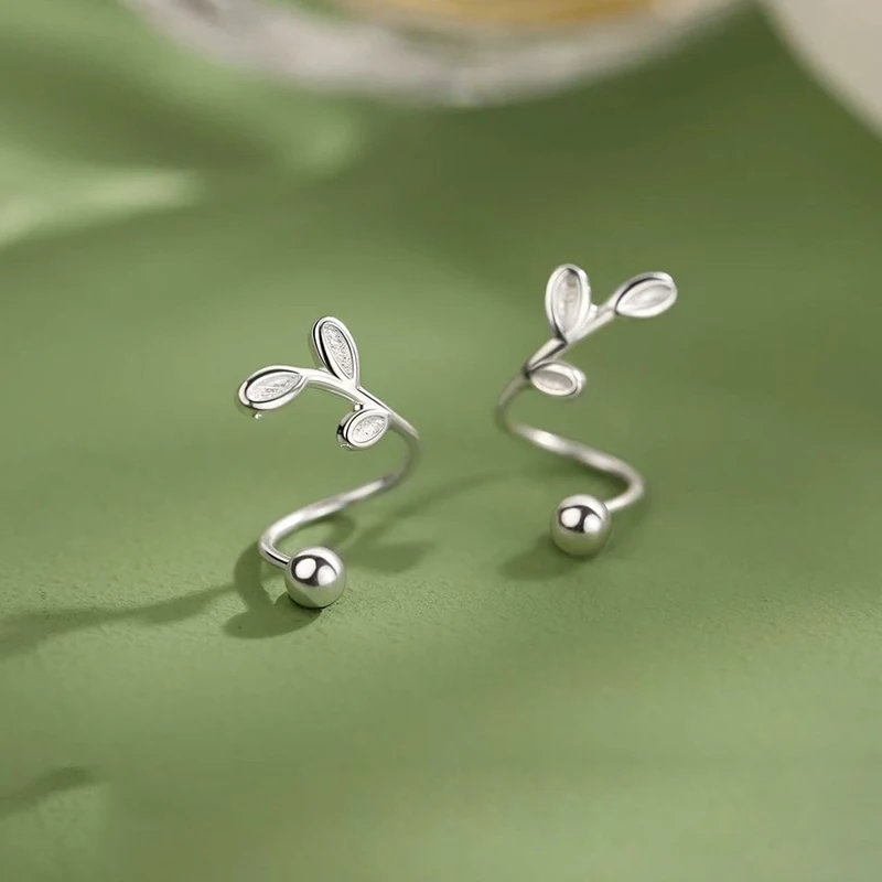 Silver Color Leaf Screw Bead Stud Earrings for Fashion Women Fashion Jewelry Trendy Minimalist Plant Accessories