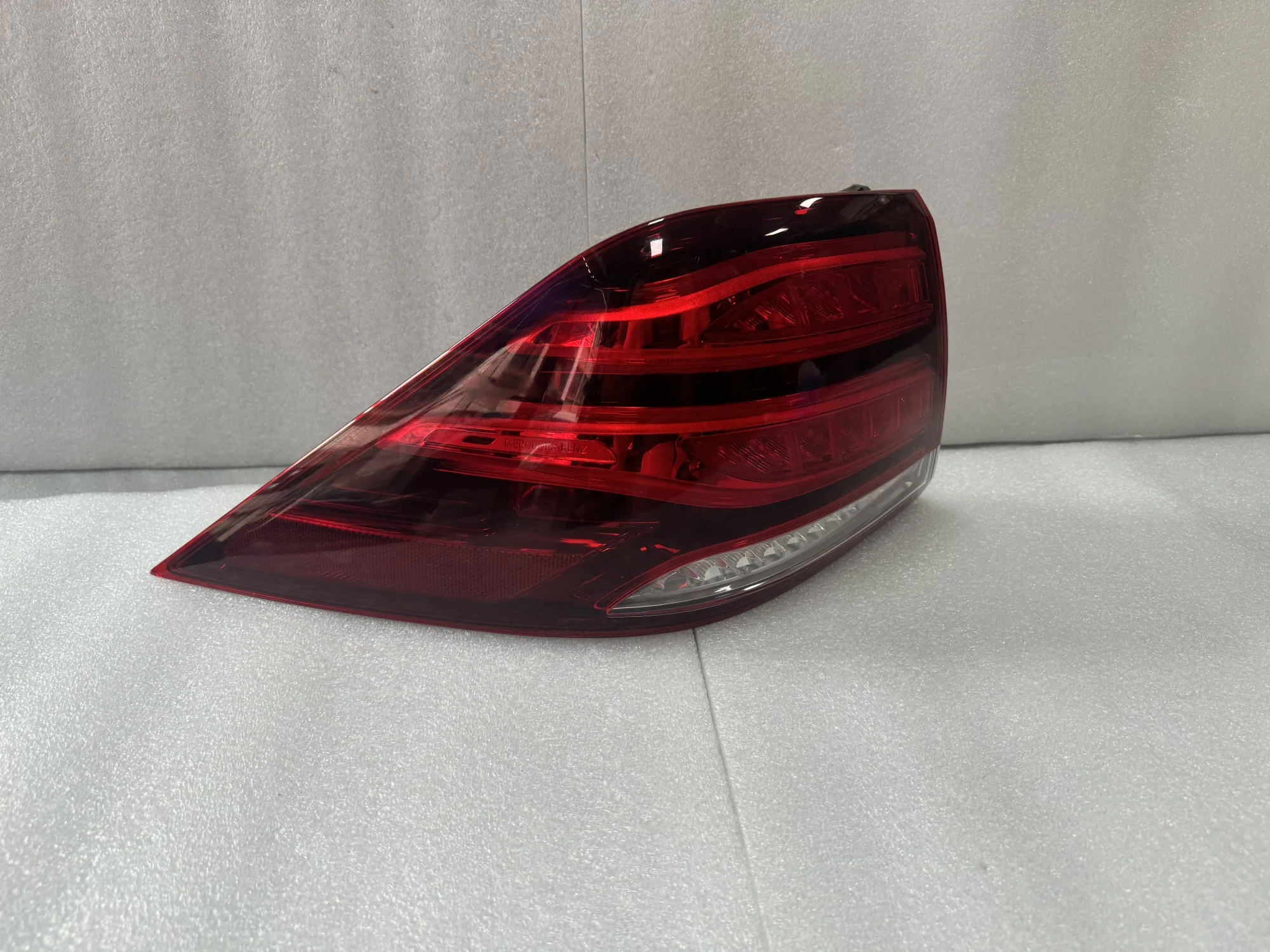 

Factory Hot Selling High Quality Original Taillights Suitable For GLE W166 W292 LED Taillights 2016 W166 LED Taill