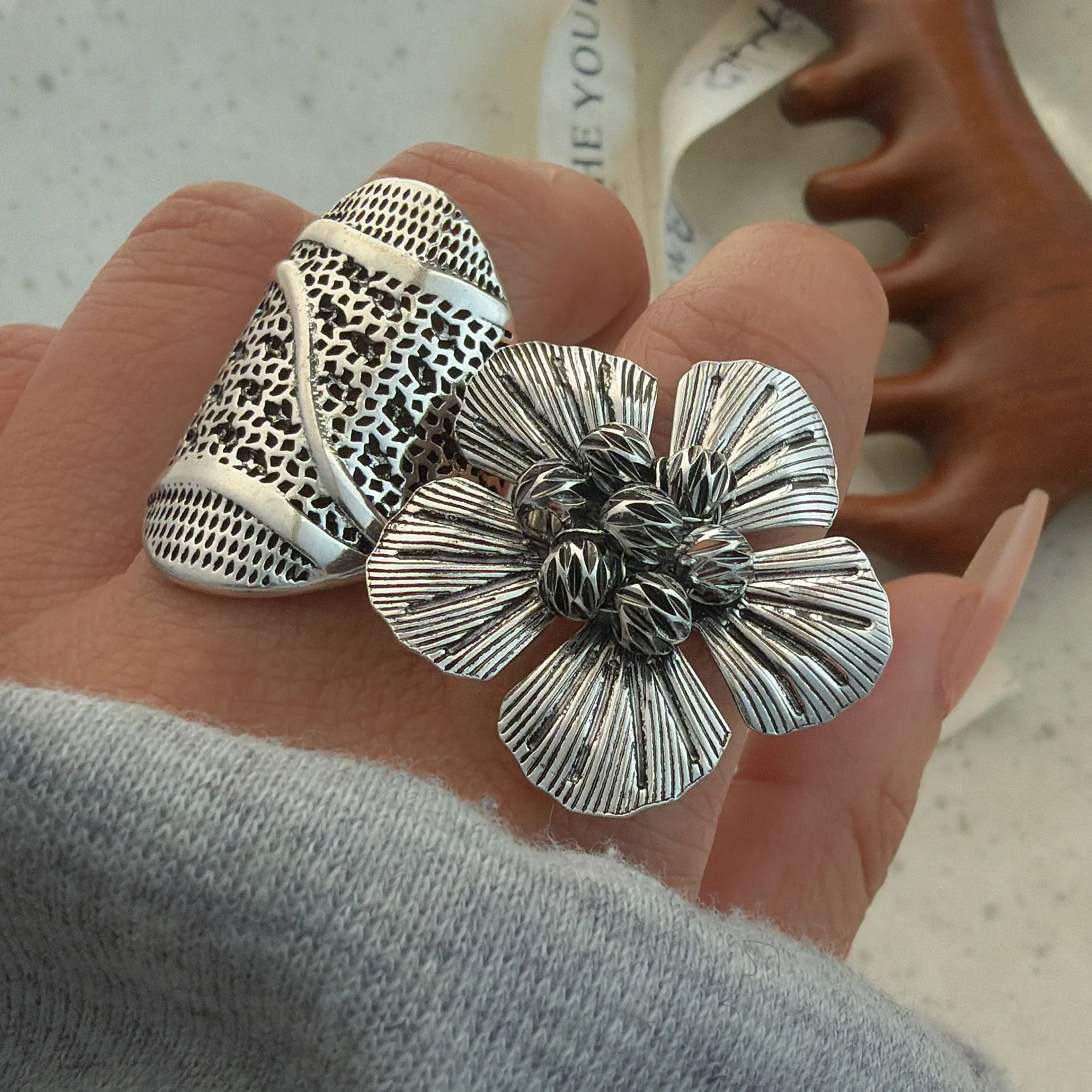 

Кольца из стерлингового серебра 925 пробы для женщин, пара, минималистичный ручной работы, простое винтажное кольцо с большим цветком, ювелирные изделия, подарок, предотвращение аллергии
