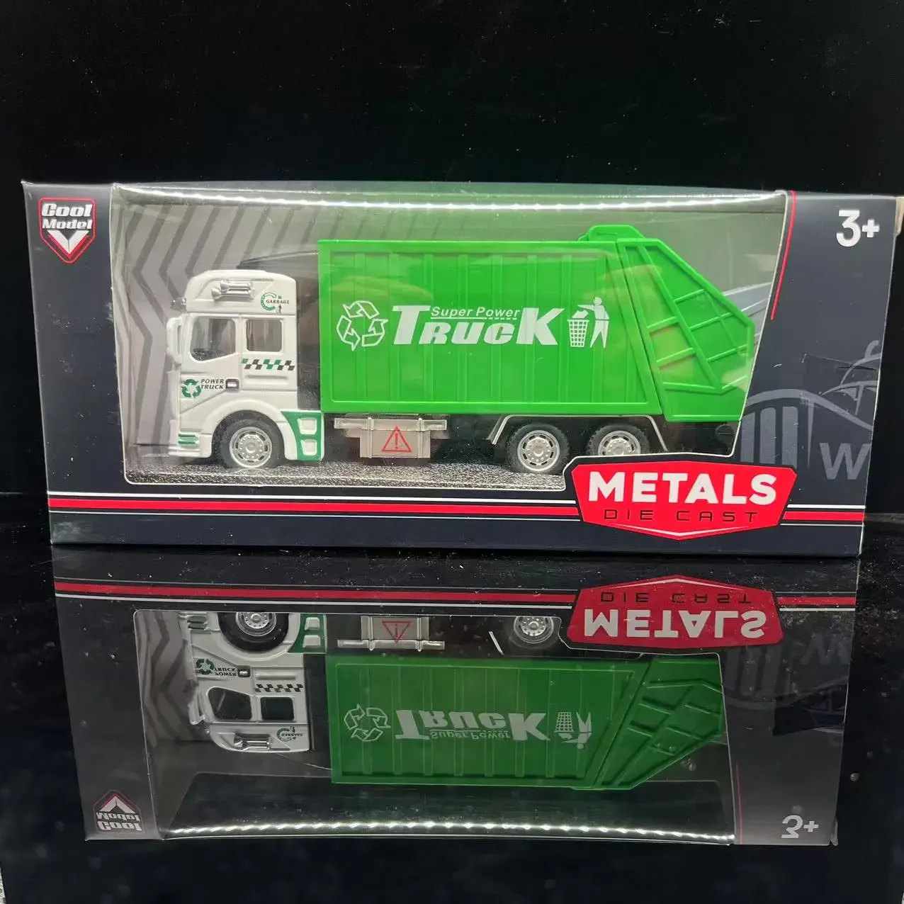 

Alloy engineering vehicle sanitation vehicle garbage truck oil tank truck sprinkler truck children's toy car model car A841