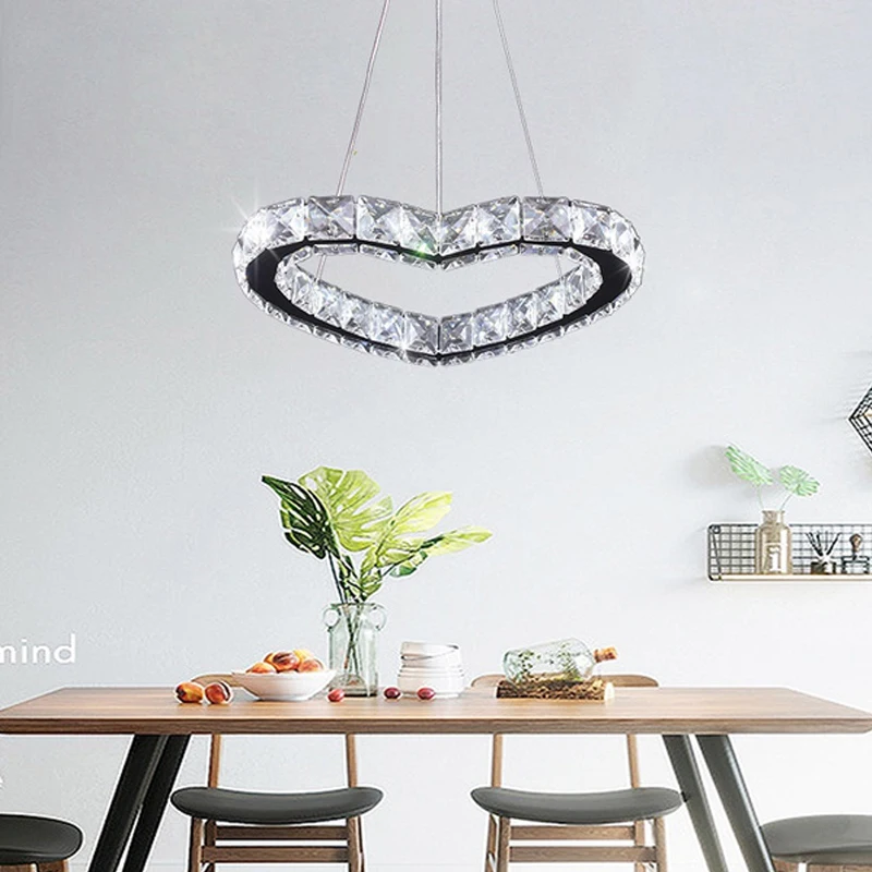 Plafonnier LED suspendu au design moderne en forme de cœur, éclairage d\'intérieur, luminaire décoratif de plafond, idéal pour une salle à manger