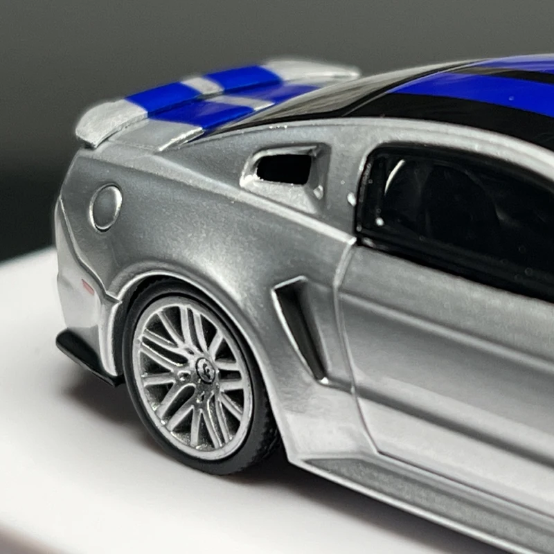 Diecast 1/64 Size Hunter Mustang Model Auto Ford Motor Company Mustang GT 2014 Legering Model Collectie Originele Doos