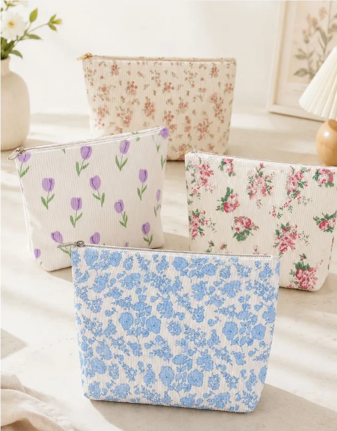 Tulip Makeup Bag Trendy Floral Design Large Capacity Travel Cosmetic Storage Bag Gentle Style Cross-Border Customizable