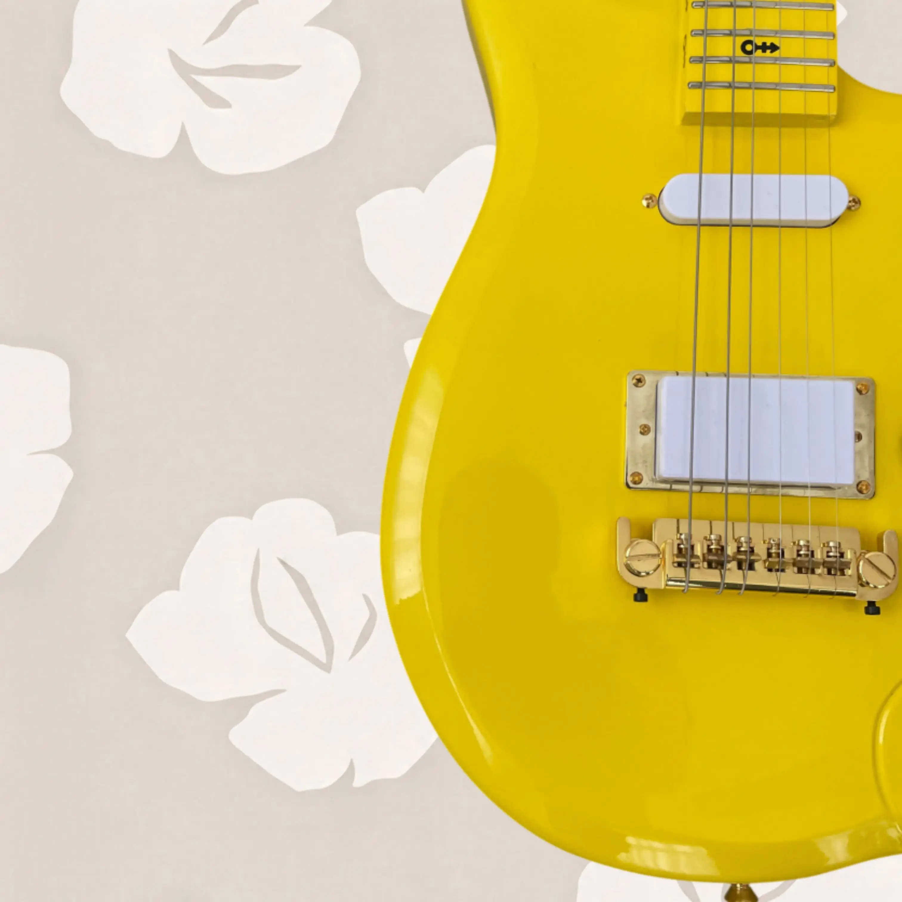Bright Yellow High Gloss Finish Electric Guitar, Gold Hardware Guitars, Art Symbol Inlays for Stage Performance Guitarra