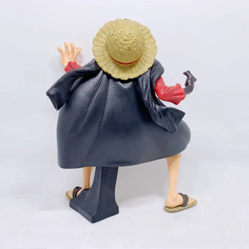 19CM One Piece Figurka anime Mundury bojowe Monkey D Luffy Figurka Luffy Figurka akcji Kolekcja Model Zabawki lalka prezent dla dzieci