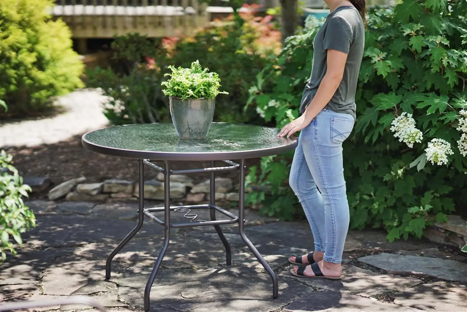 Outdoor Patio Furniture, Round Dining Table, Steel Base and Rim with Water-Wave Glass Top, Brown, 40