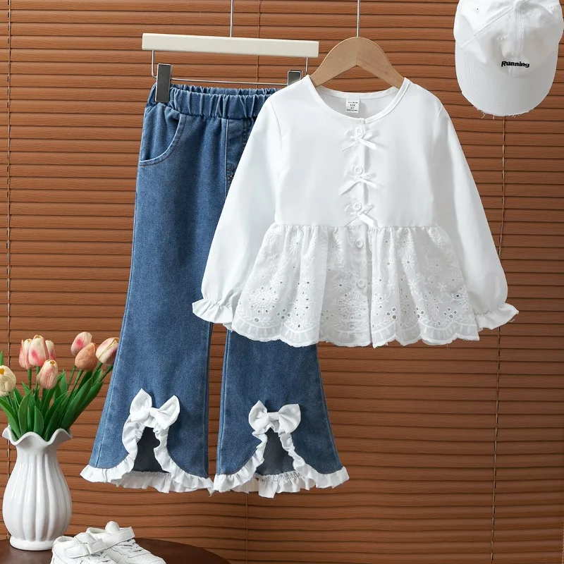 

2026 New Autumn Girls' Fashion Lace Patchwork Shirt & Bow Denim Flare Pants 2-Piece Set