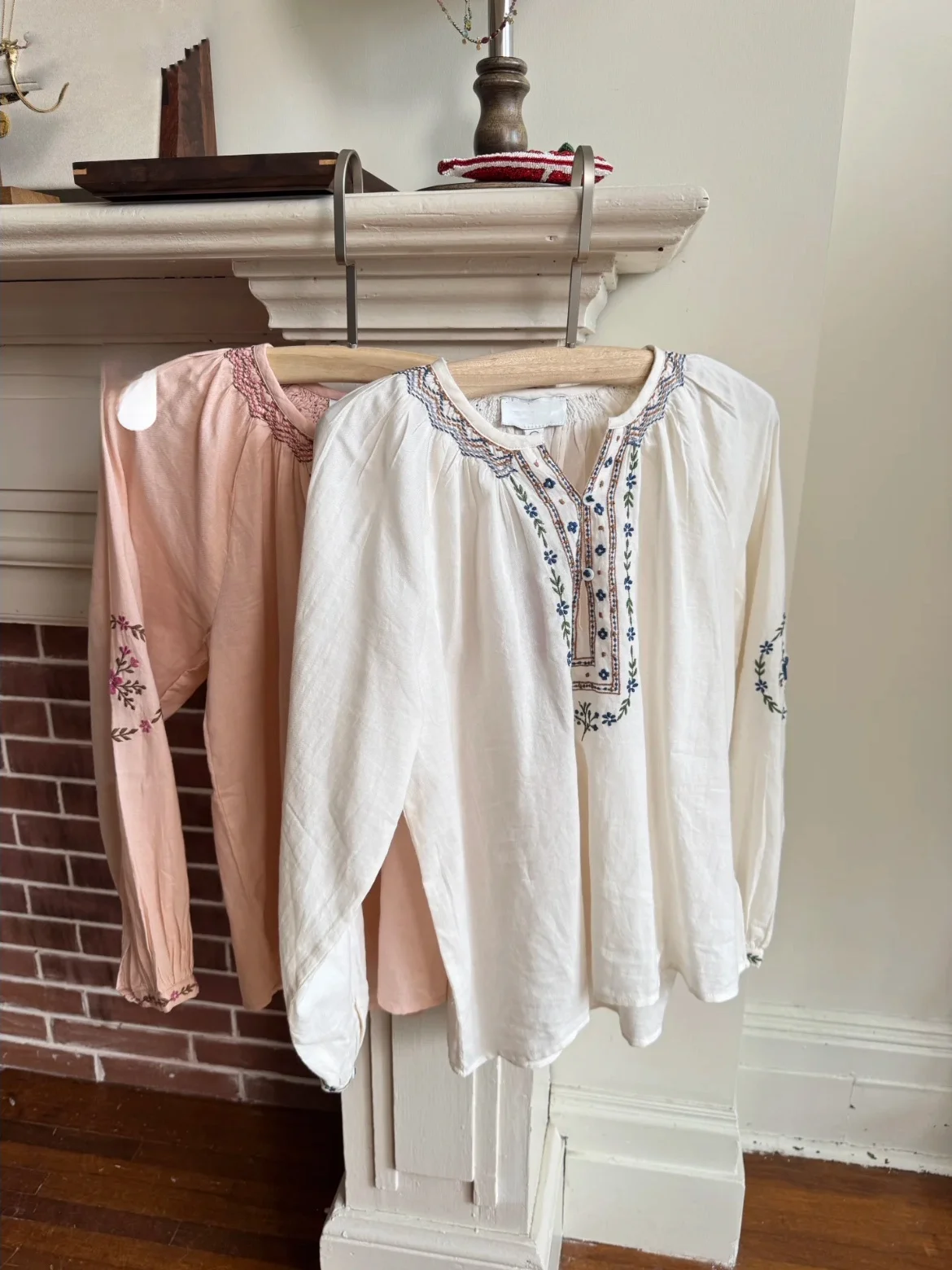 

Sweet Floral Embroidery Cotton Shirt Heavy Work Autumn Winter Women's Shirt Two Colors Available Heidd Brand Comfortable Fit