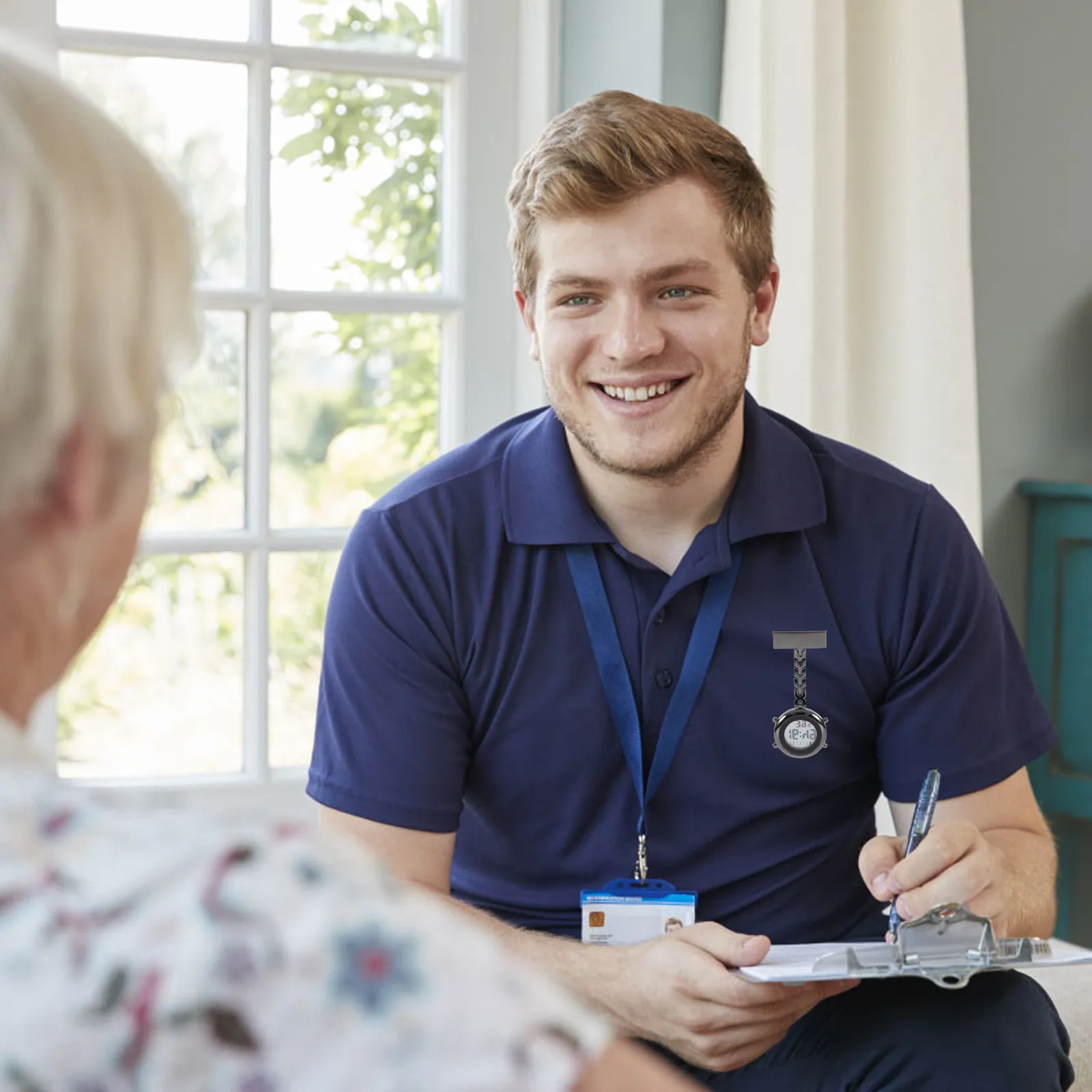電子ナースハンギングフォブウォッチデジタル透明ガラス合金頑丈なユニセックスラペルピンウォッチナース医師の日常業務用