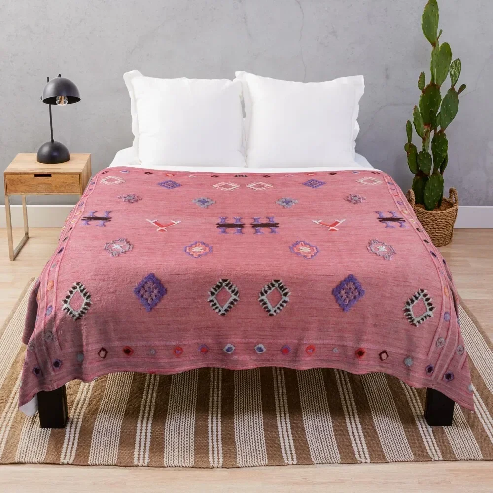 

Pink Oriental Traditional Moroccan Style Throw Blanket Blankets Sofas Of Decoration christmas decoration Luxury Throw Blankets