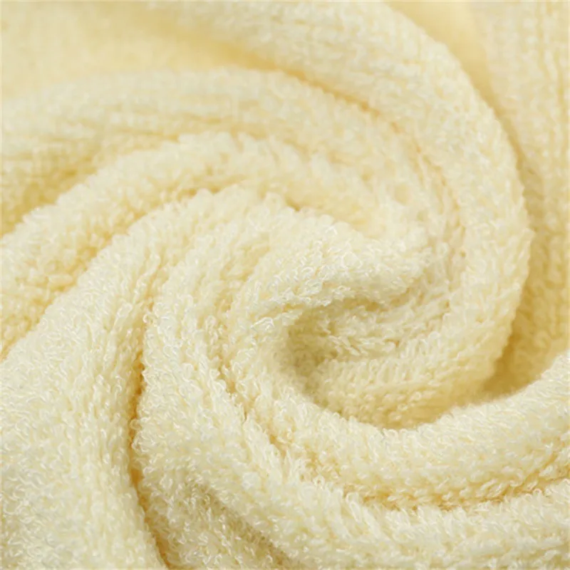 Large Bath Towels 140x70cm Bamboo Fiber Extra Absorbent Quick Dry Thicker Beach Towels Perfect for Bathroom Christmas Gift