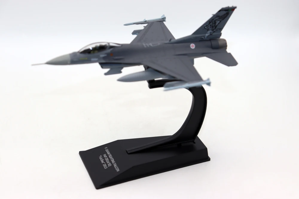 New 1/100 F-16AM F-16CM Fighting Falcon FAP 201st SQ 2013 Diecast alloy simulation model aircraft for collection gift