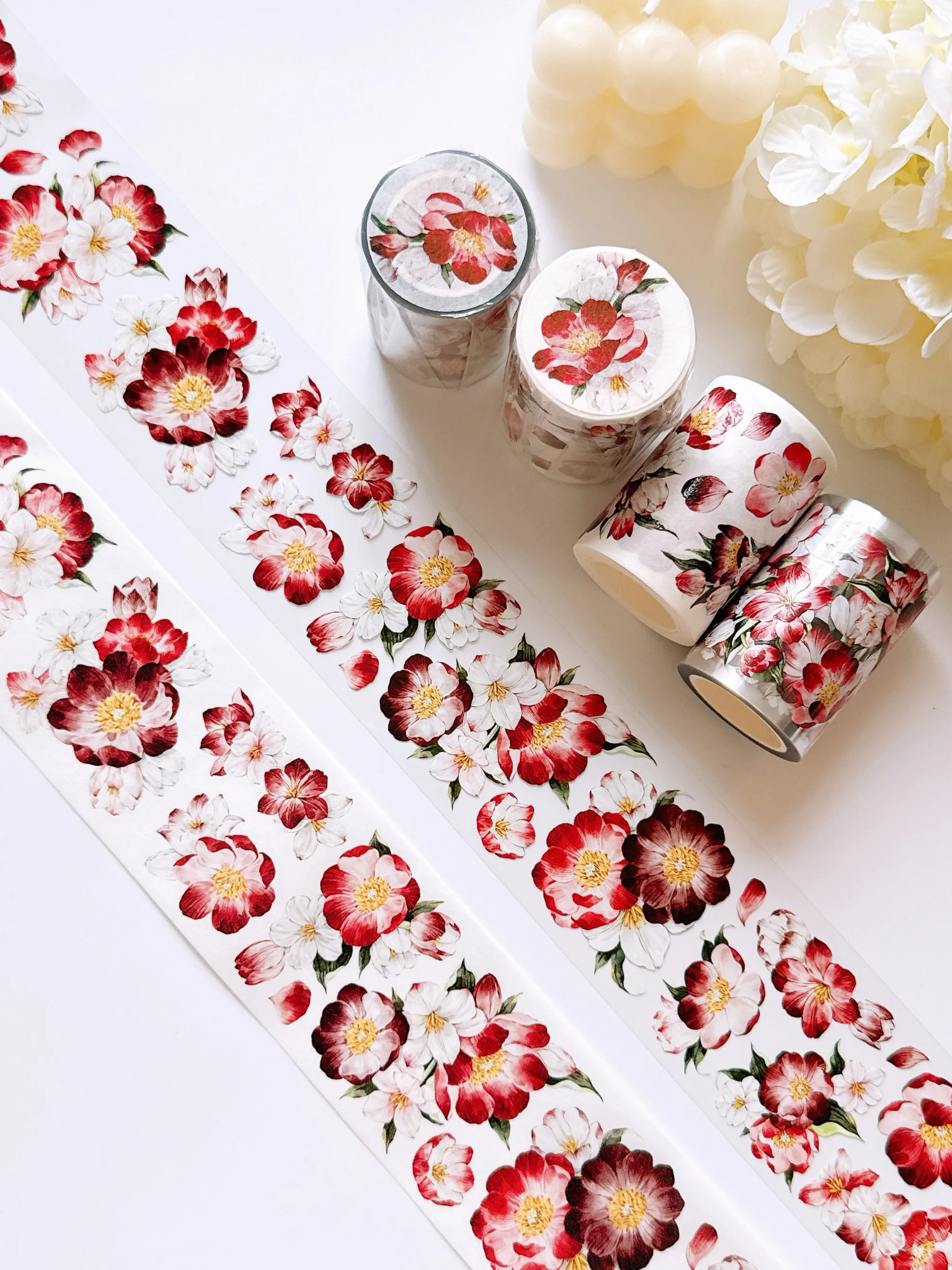 

Декоративная лента Washi Pet Tape [Cinnabar Dance] с красными цветами в стиле ретро для дневников