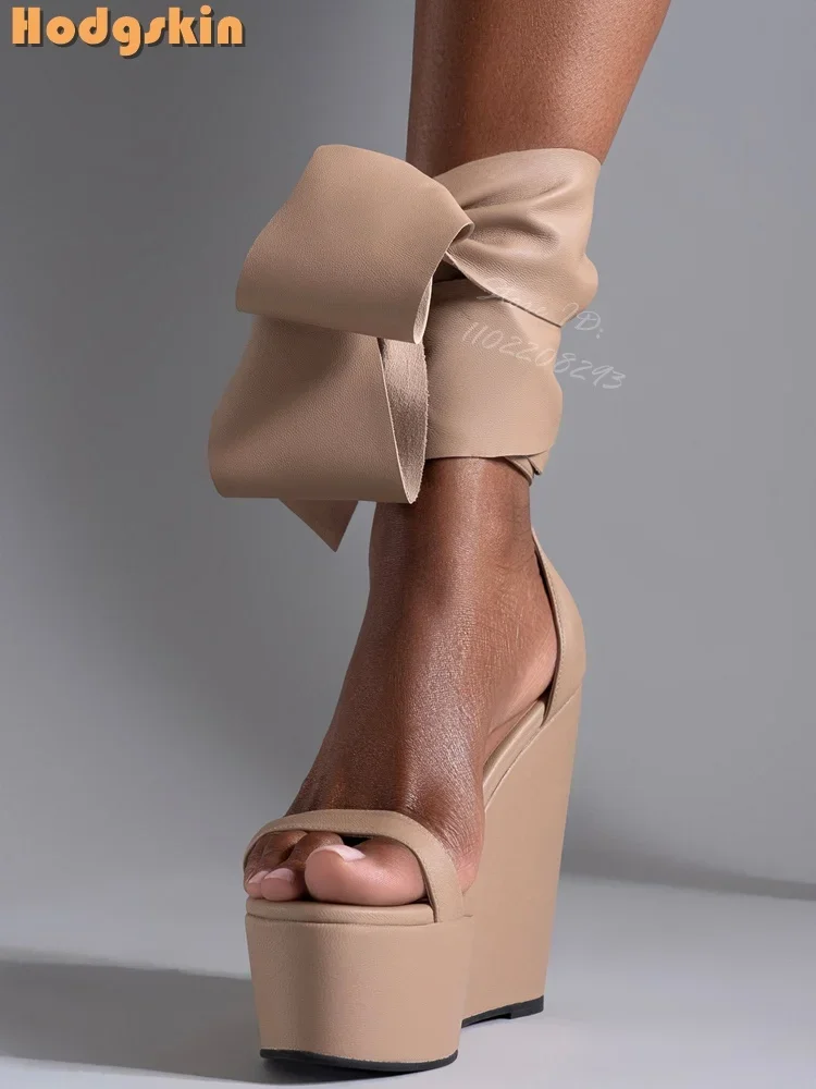 

Сексуальные сандалии на платформе с перекрестной завязкой, однотонные модные женские туфли на танкетке со шнуровкой и круглым носком, кожаный ремешок на щиколотке, новинка 2023 г.