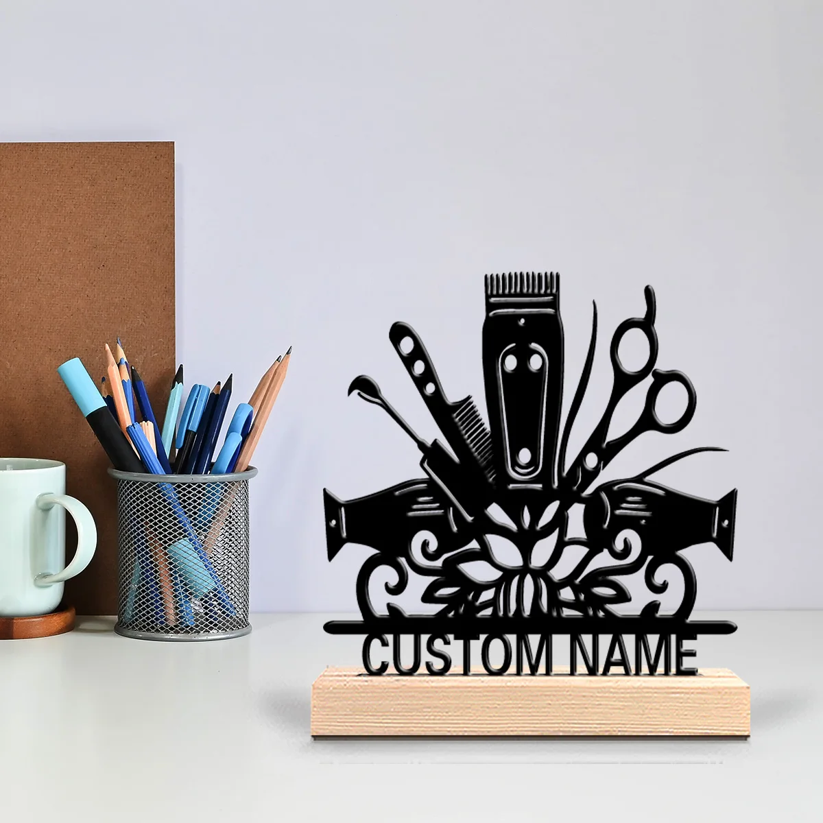 1pc Beauty Personalized Custom barber Metal Statues Wooden Base Lighting for Office Workshop Modern Rustic Steampunk Themes