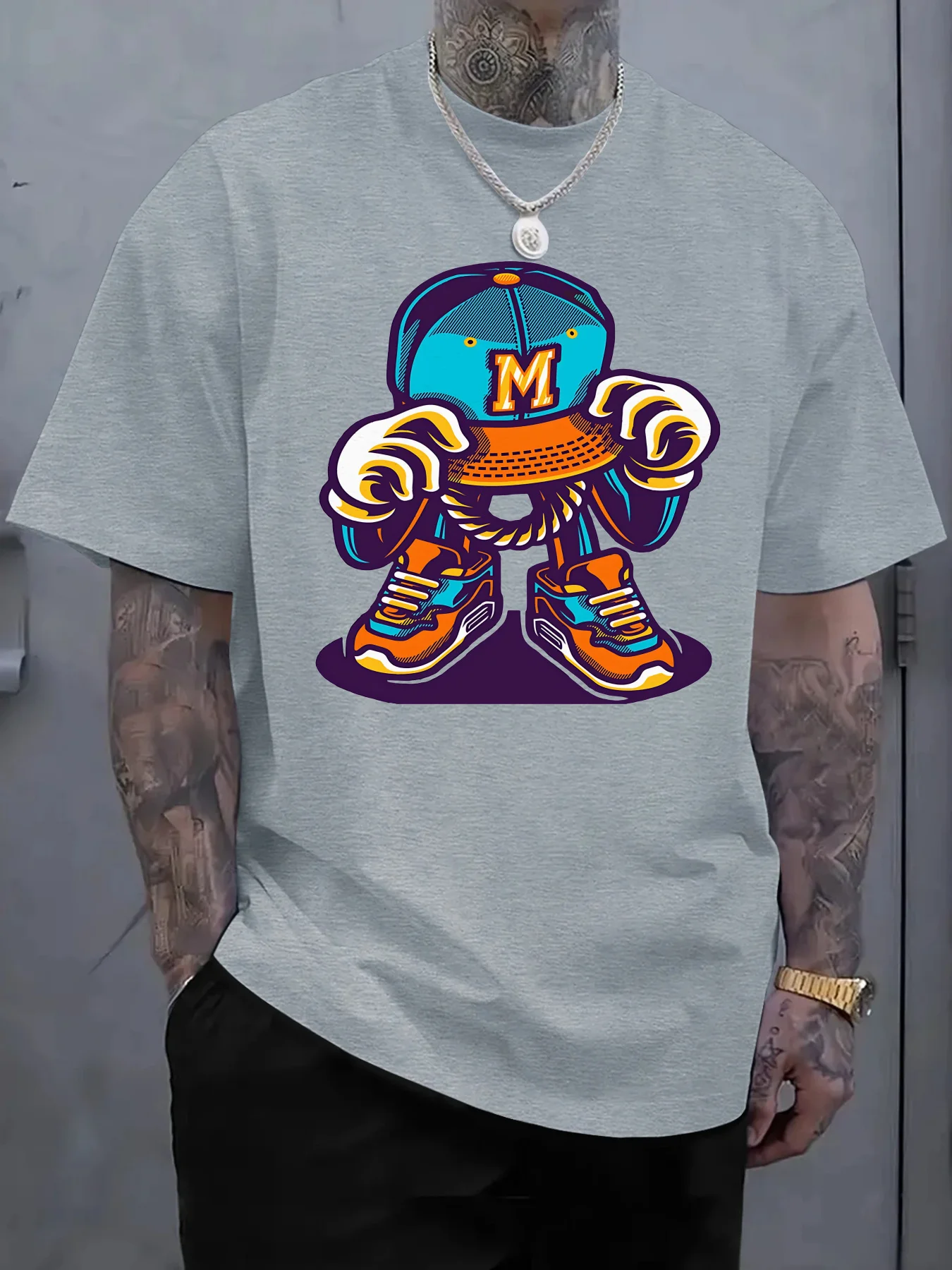 เสื้อยืดลำลองผู้ชายผ้าฝ้ายลายการ์ตูนพร้อมหมวกเบสบอลลายการ์ตูนรองเท้าผ้าใบลายกราฟิกเสื้อยืดพิมพ์ลายสตรีทแวร์สำหรับคนรักแฟชั่นปี 2025