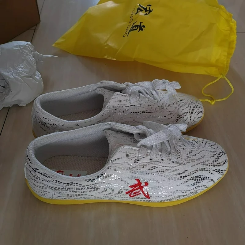 

Осенняя обувь для боевых искусств 2024, мужская и женская дизайнерская золотая обувь для тай-чи, удобная обувь унисекс для тренировок в тренажерном зале, парная обувь для кунг-фу